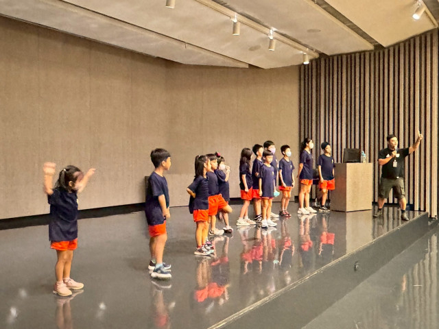 LINE_ALBUM_20250926 校外文化體驗_藝然掘然_251014_115.jpg